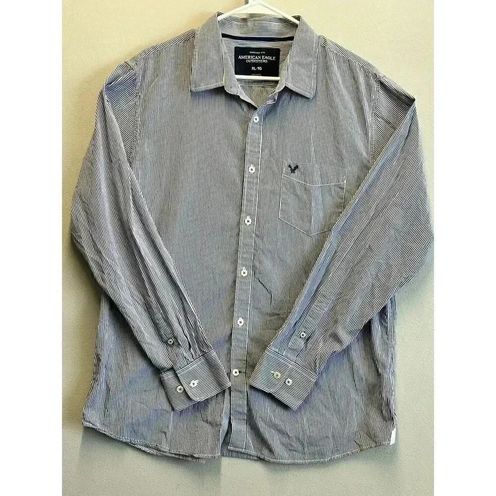 American Eagle Vintage Fit‎ Button Down Shirt Men's XL Blue White Striped